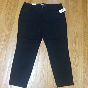Black Jean Capri Pants Size 18 Short